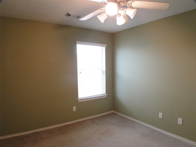 Building Photo - 5414 Trammel Dr