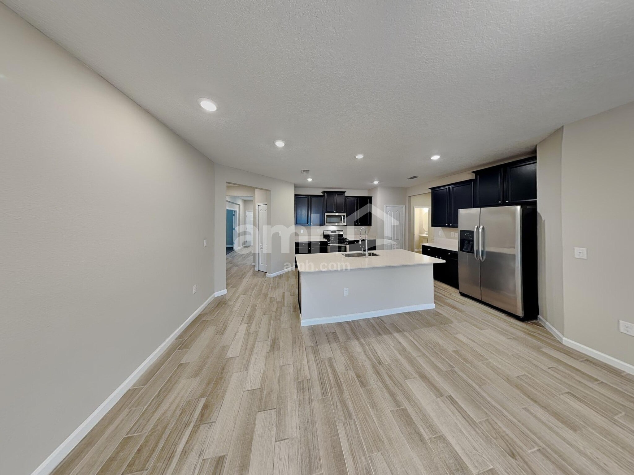 Building Photo - 37 Trumpco Dr