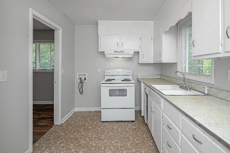 Building Photo - 6616 Court M