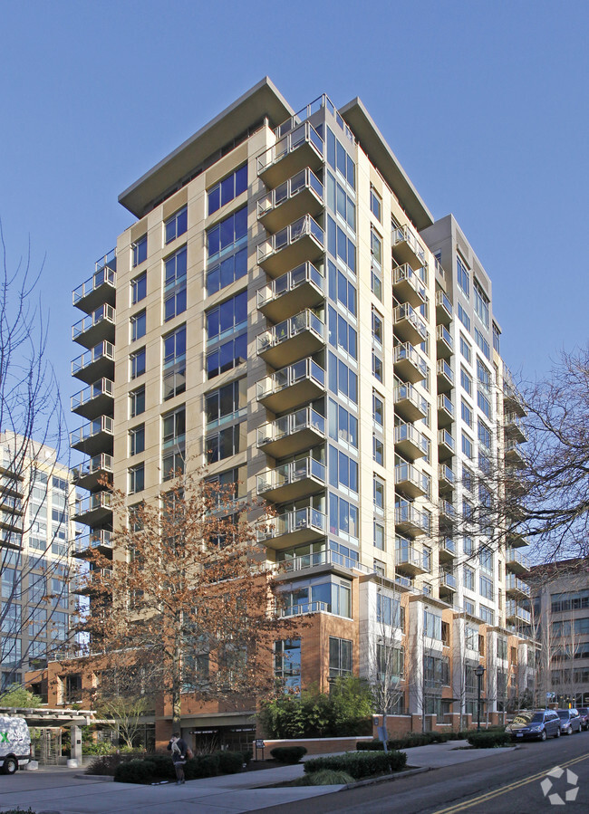 Building Photo - Aria