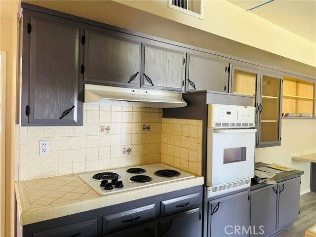 Building Photo - 28868 Thornhill Dr