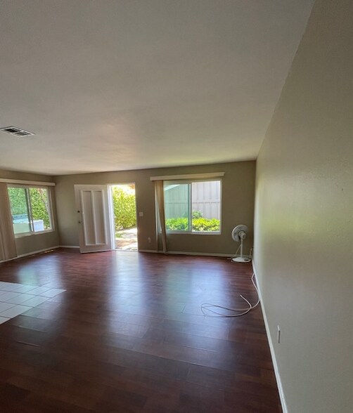 Building Photo - 7837 Camino Huerta