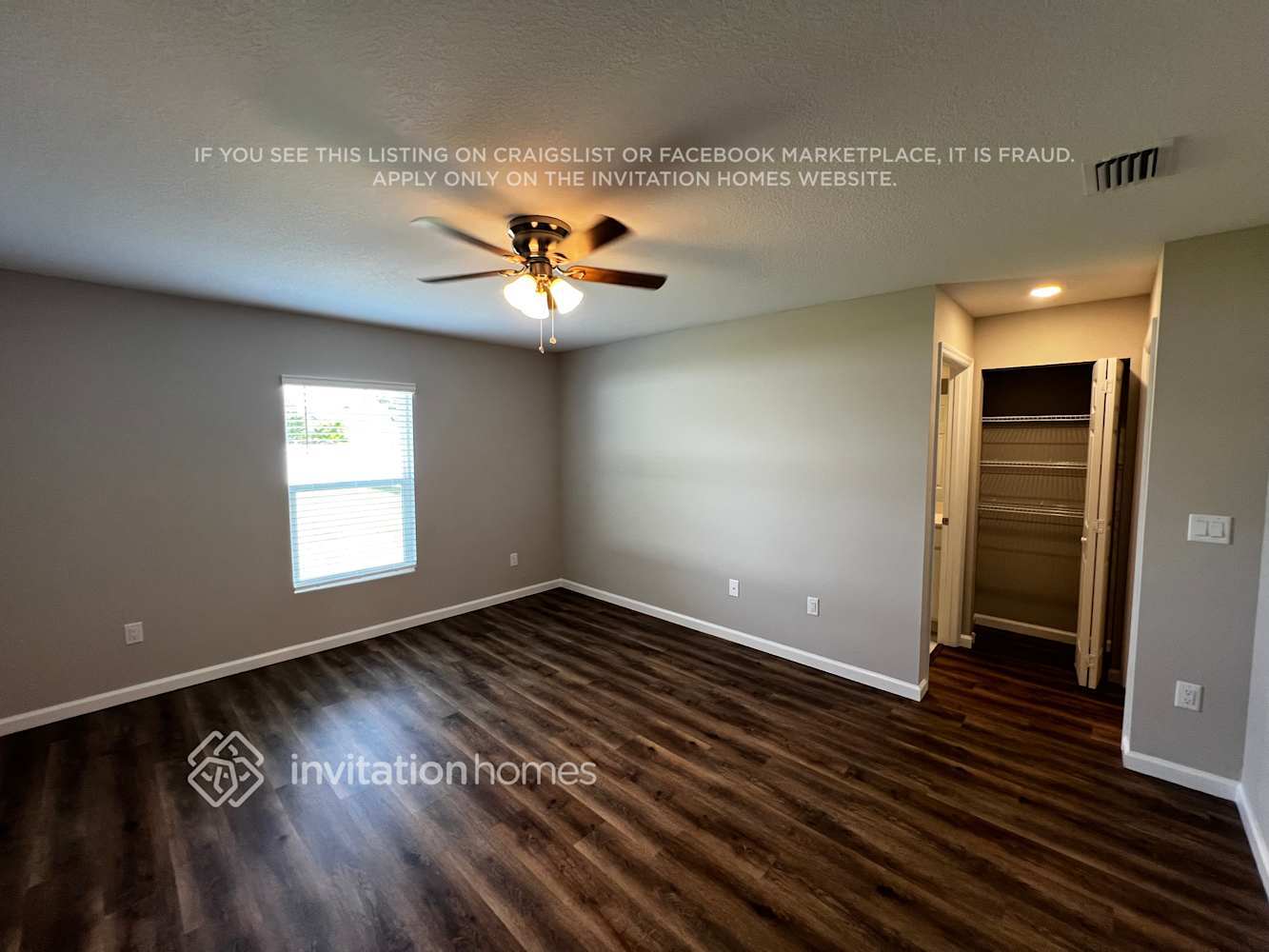 Building Photo - 1109 SW Khan Dr