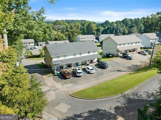 Building Photo - 350 Herndon Ln