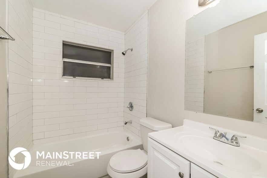 Building Photo - 212 Bolender Ct