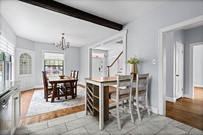 Building Photo - 10302 Aspen St