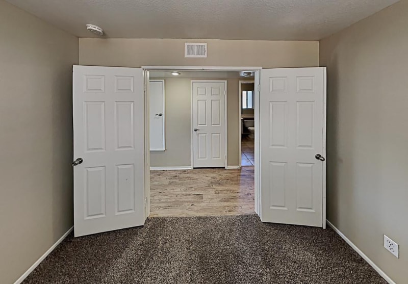 Building Photo - 3647 Falcon Way