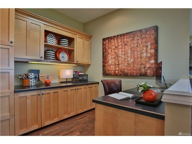 Building Photo - 4bd/3.5ba Kirkland House