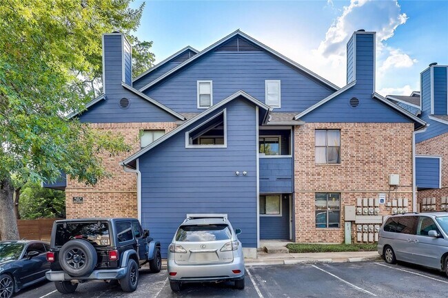 Building Photo - 2500 Burleson Rd