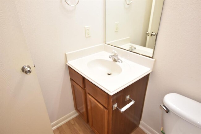 Building Photo - 12685 Lake Conroe Hills Dr