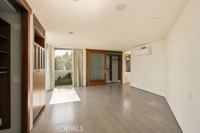 Building Photo - 920 Skyline Dr