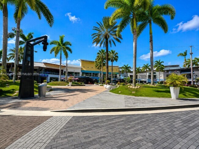 Building Photo - 4450 NW 79th Ave