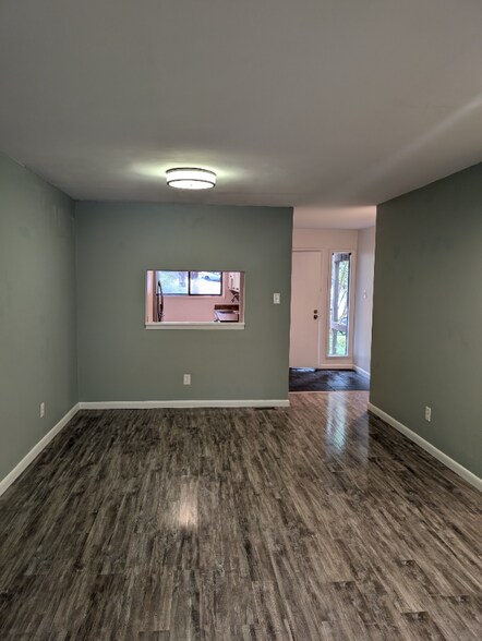 Building Photo - 116 Ridge Trail