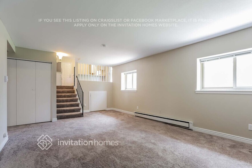 Building Photo - 17768 E Montana Pl