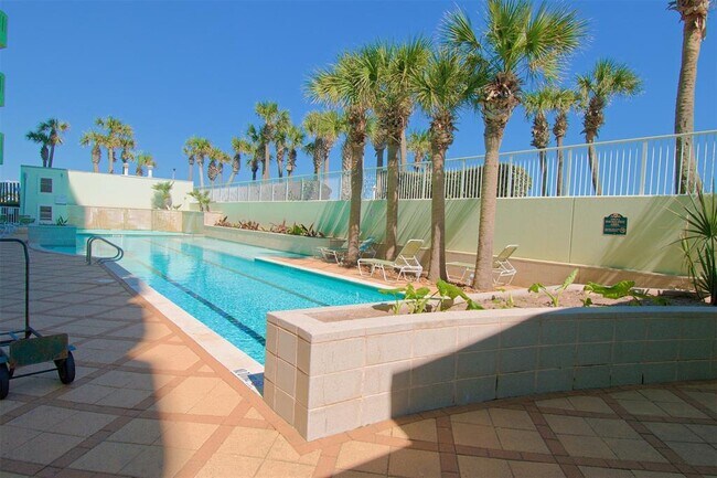 Building Photo - 9420 Seawall Blvd