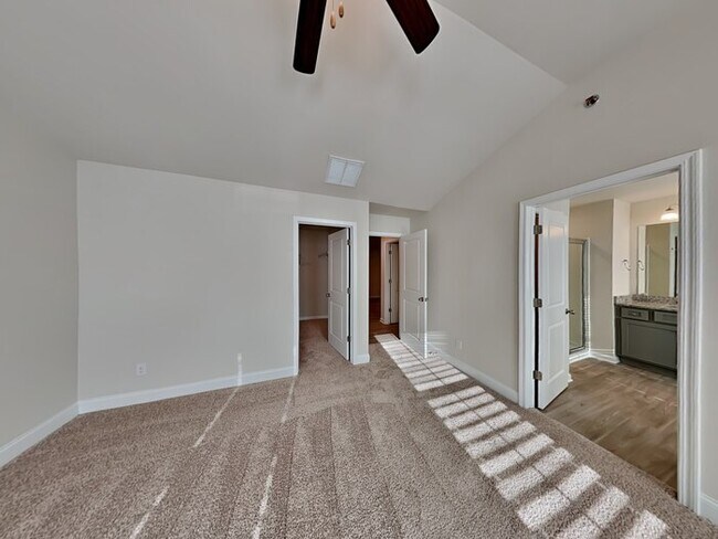 Building Photo - Beautiful Townhome 3 Bedroom 2.5 Bath Located in Canton, GA!!