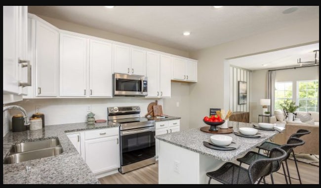 Building Photo - 102 Red Willow Dr