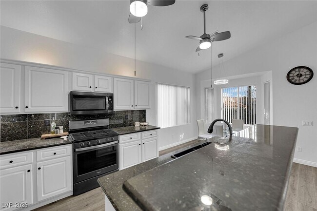 Building Photo - 2528 Huber Heights Dr