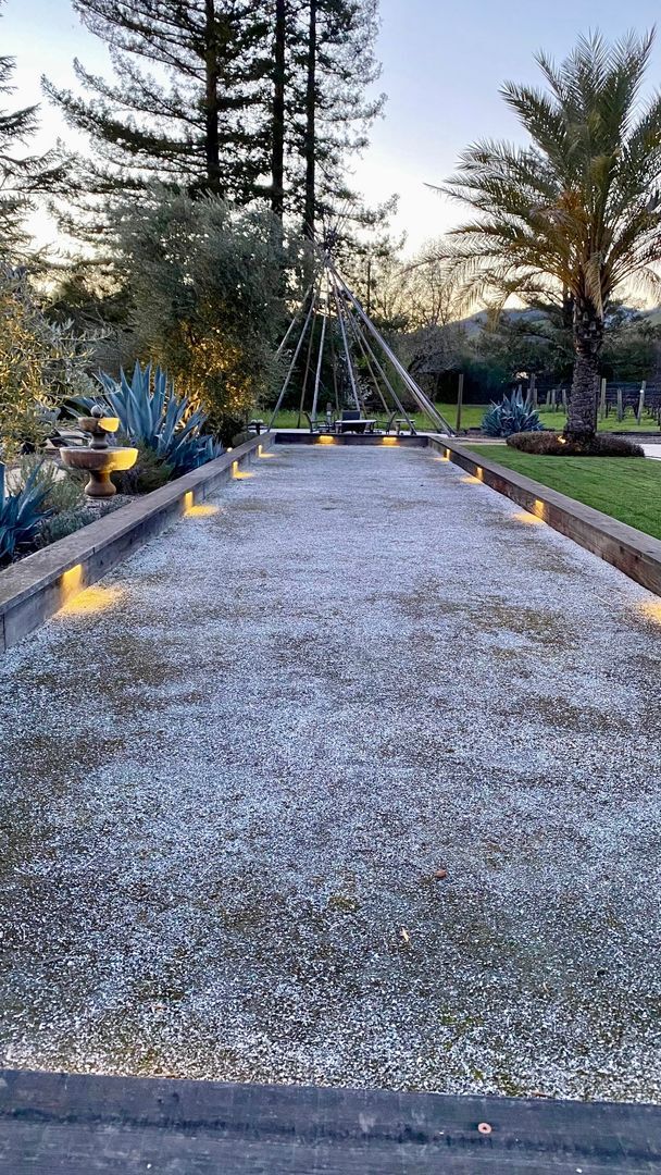 Building Photo - Fully Furnished Stunning Calistoga Retreat