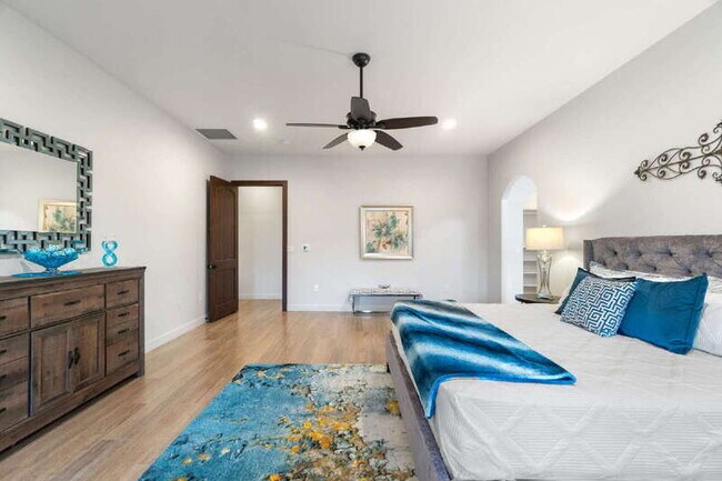 Building Photo - 36648 N 27th Ave