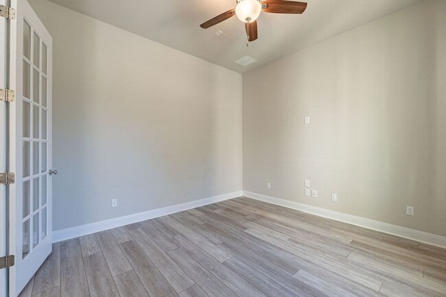 Building Photo - Find your Georgetown Dream at this Beautiful 3-Bedroom 2.5-Bathroom House!!!!