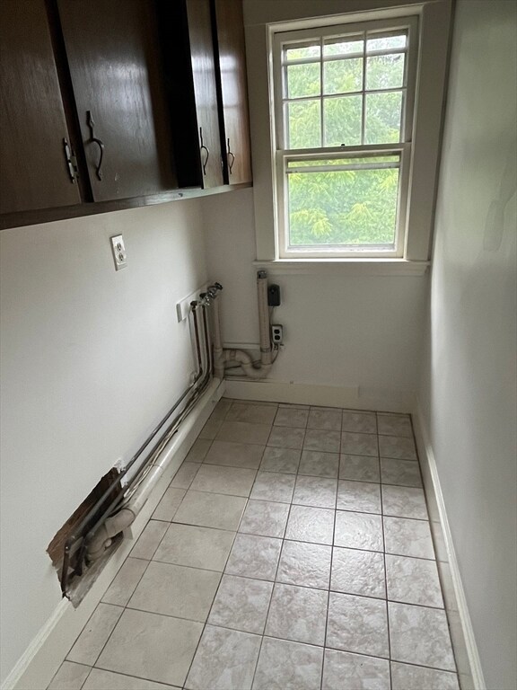 Building Photo - 206 Nahant St