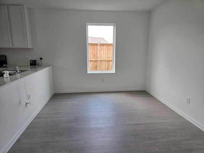 Building Photo - 26706 Dalmatian Bellflower Dr