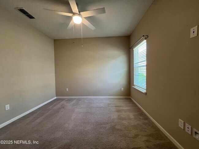 Building Photo - 9627 Lovage Ln
