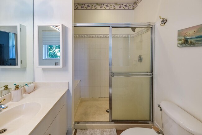 Building Photo - 142 Barefoot Cove
