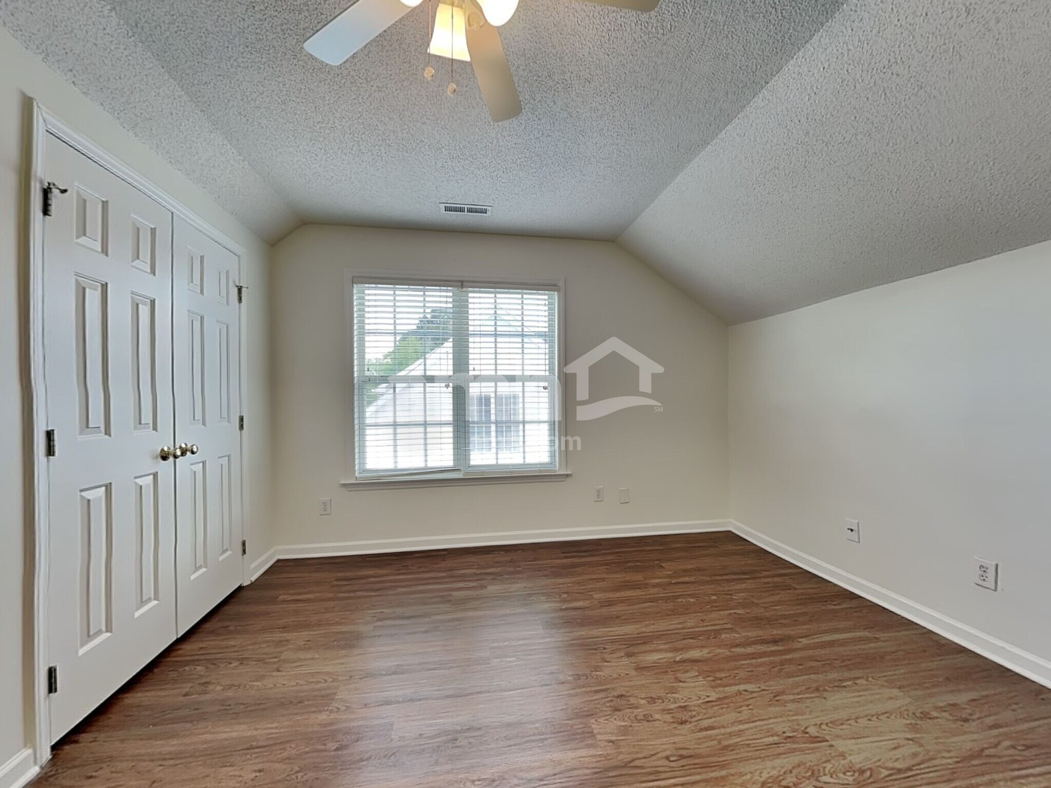 Building Photo - 5805 Brookshadow Dr