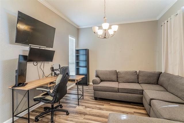 Building Photo - 8409 Lake Bend Dr