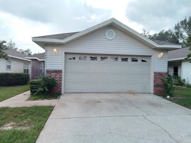 Building Photo - 4847 NW 78th Rd