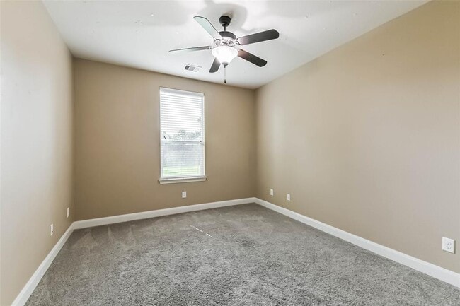 Building Photo - 13911 Desert Trace Ct