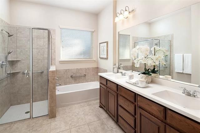 Building Photo - 414 Plumwood Way