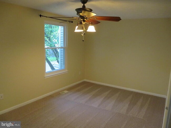 Building Photo - 9038 St Steven Ct