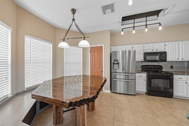 Building Photo - 1238 Sandy Plains Ln