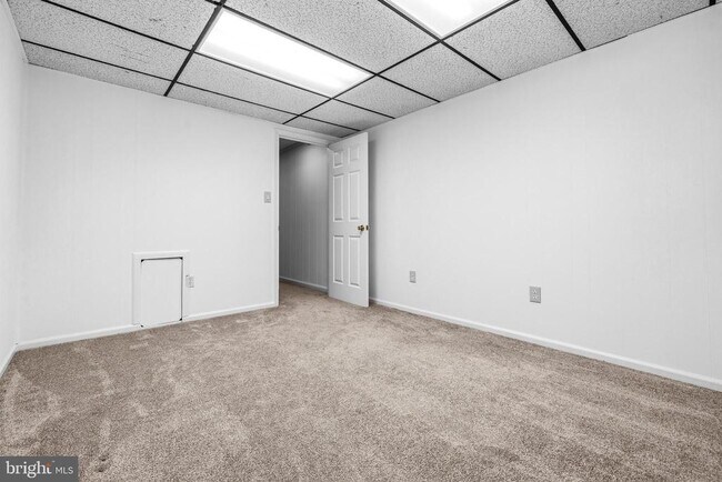 Building Photo - 3979 Burning Bush Ct