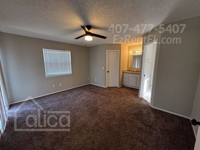 Building Photo - 9593 Villiers Dr S