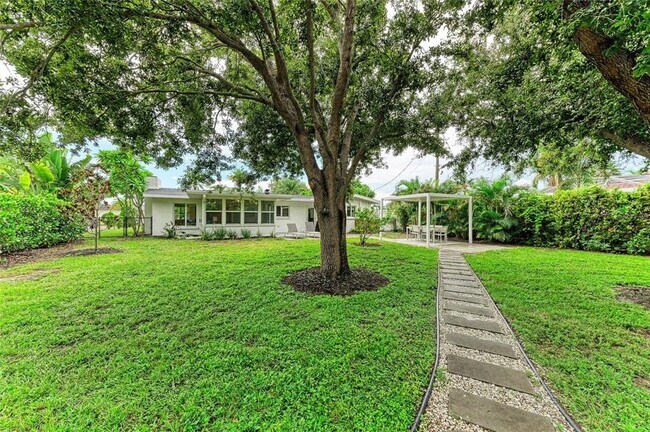 Building Photo - 302 San Marco Dr