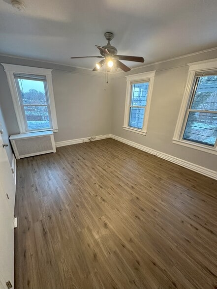 Building Photo - 7 Woodland Ave