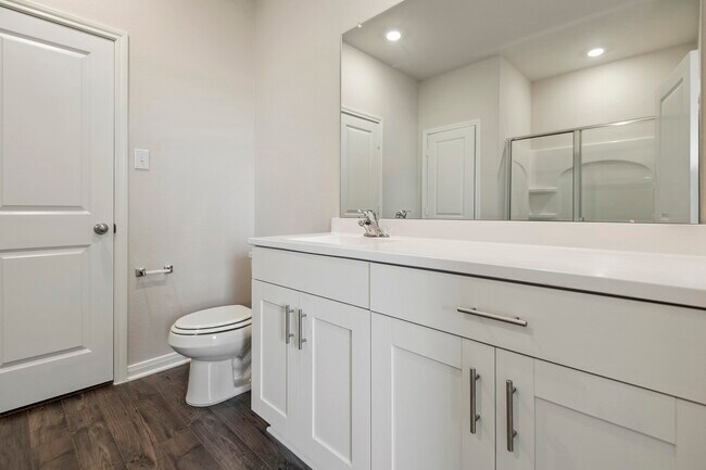 Building Photo - 15814 Berry Hl Dr