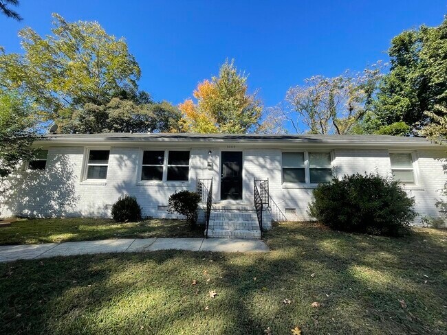 Primary Photo - 3011 Amity Garden Ct