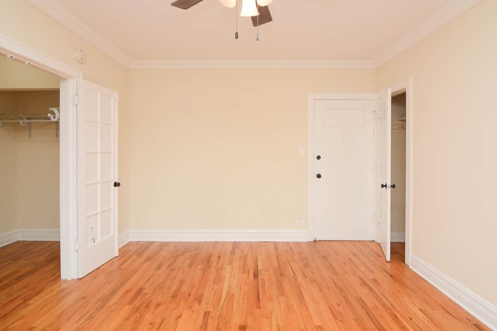 Building Photo - 4742 N Hermitage