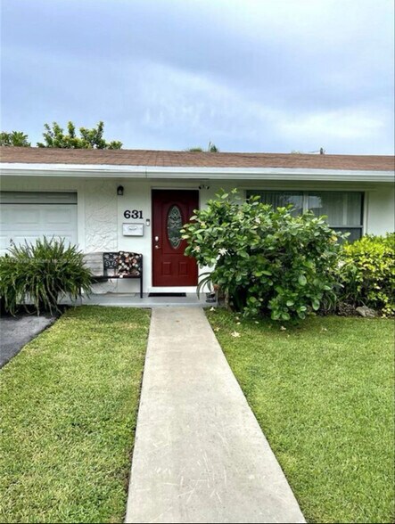 Primary Photo - 631 NW 15th St