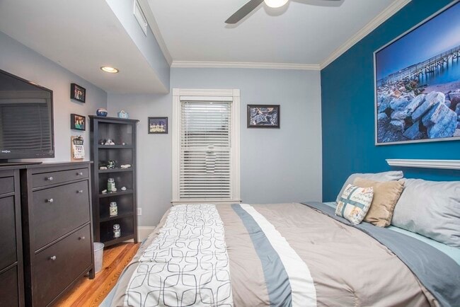 Building Photo - 633 Dorchester Ave