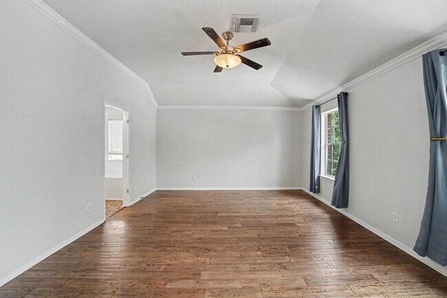 Building Photo - 25338 Barmby Dr