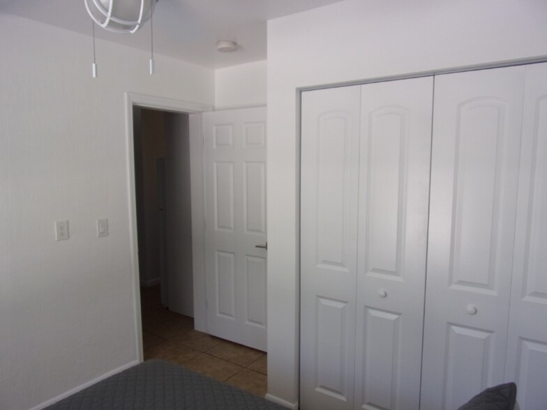 Building Photo - 101 Caloosa St