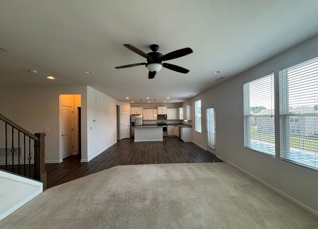 Building Photo - 3BR/2.5BA Home for Rent in Eastwood for Re...