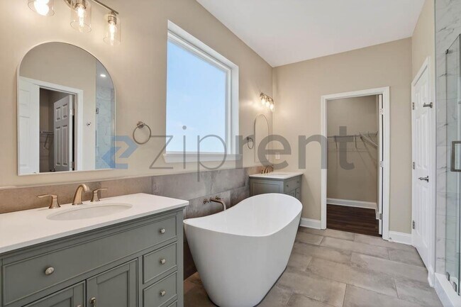 Building Photo - 3271 Cooper Bridge Rd