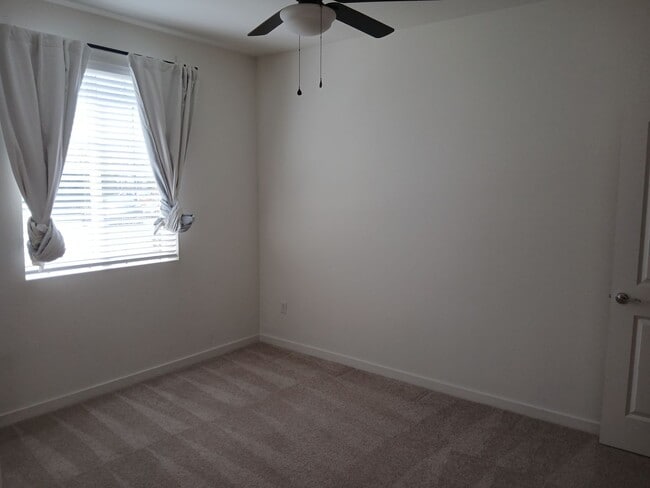 Building Photo - 1284 Warmth Ct